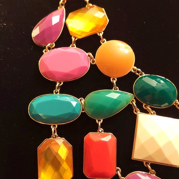 FINAL SALE Collen Lopez bib necklace - Picture 4 of 10